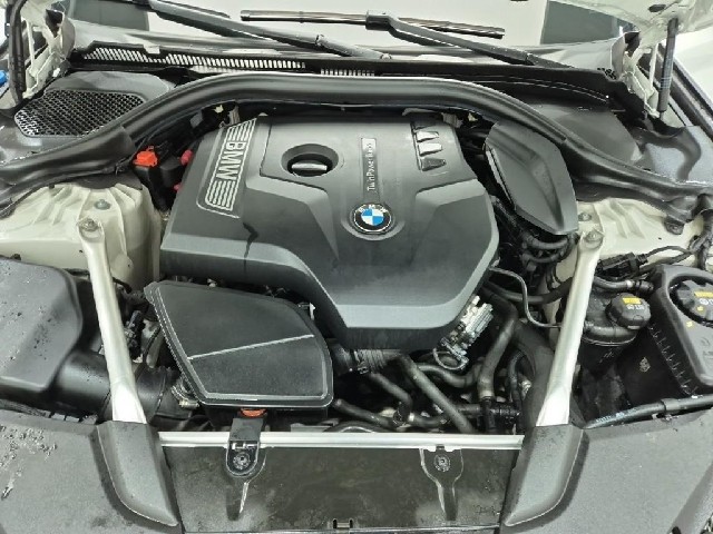 6101000792R5.jpg