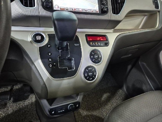 6101000670R8.jpg