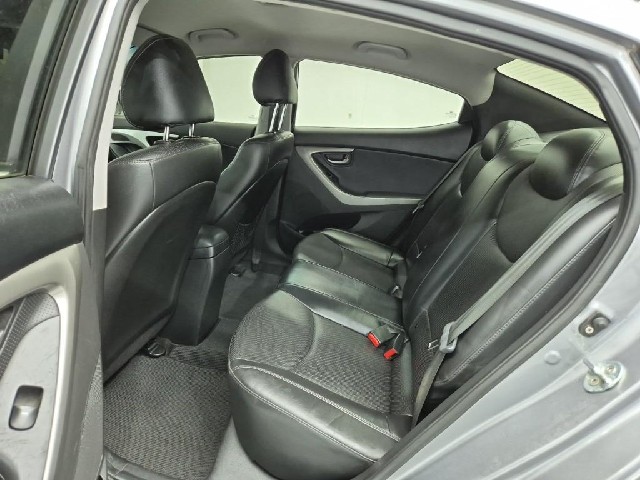 6101000586R12.jpg