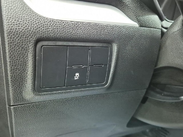 6101000582R17.jpg