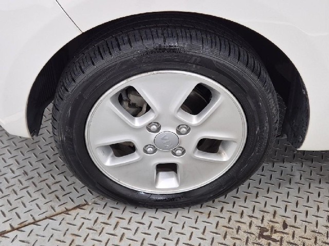6101000559R19.jpg