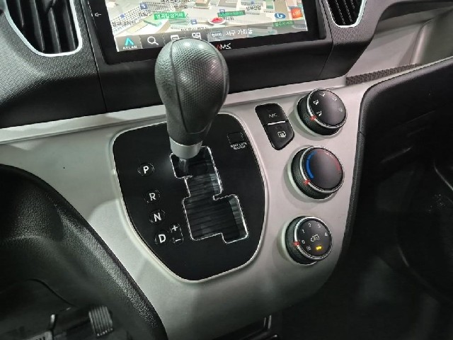 6101000481R8.jpg