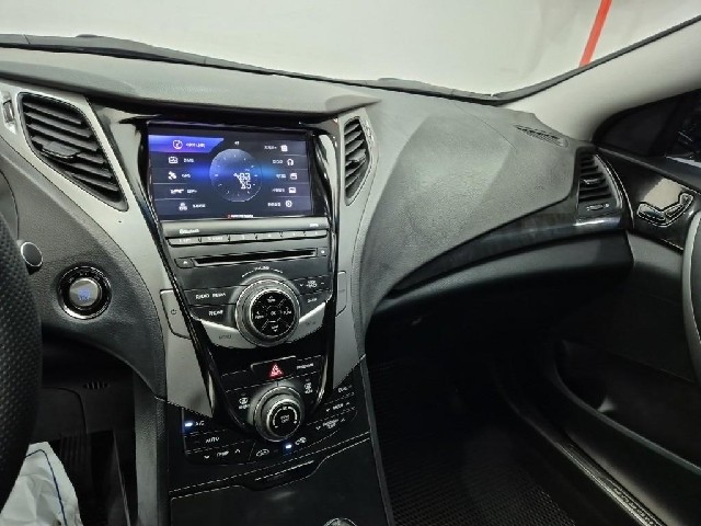 6081001451R10.jpg