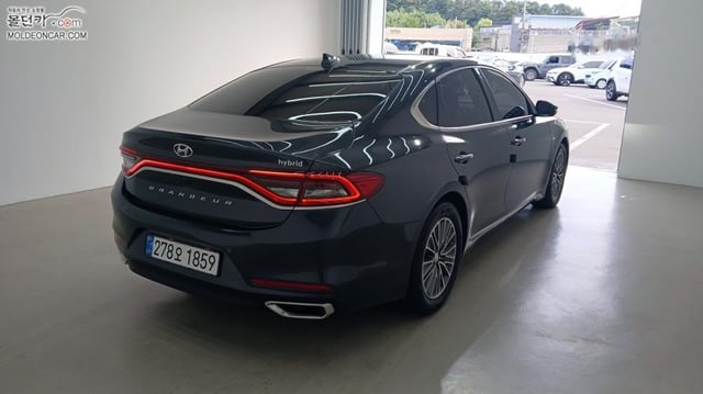 1db0442e6bfe295aed0a0fc13382829b.jpeg
