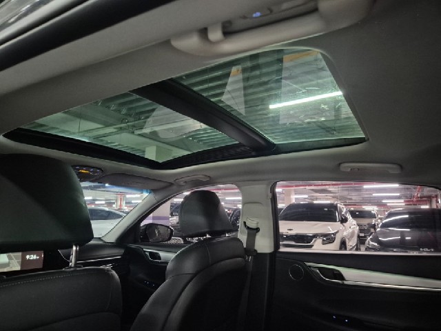 dc085459d9b5f40572e9a62f0973d50a.jpeg
