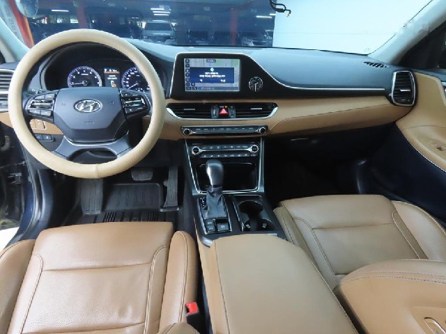 b235e8adcd1a8b046ead62f0e6e50f89.jpeg