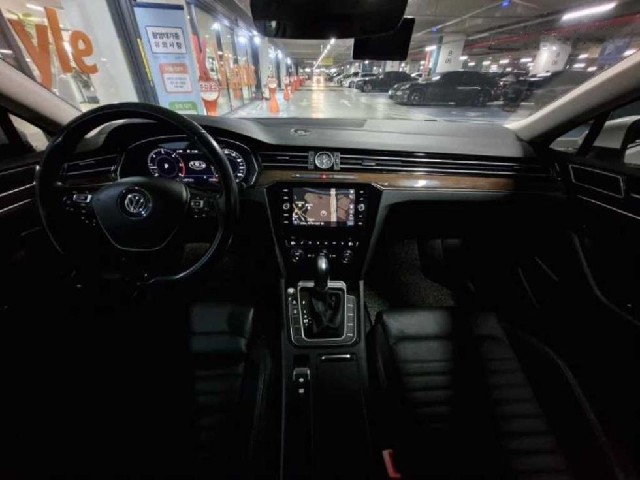 aa693186bbba2c49dd75120707ca6f54.jpeg