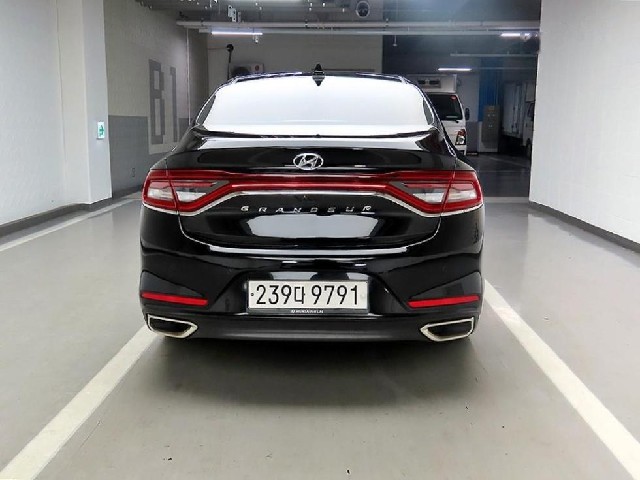 df560d57c0597e84e3b6a266813bac33.jpeg