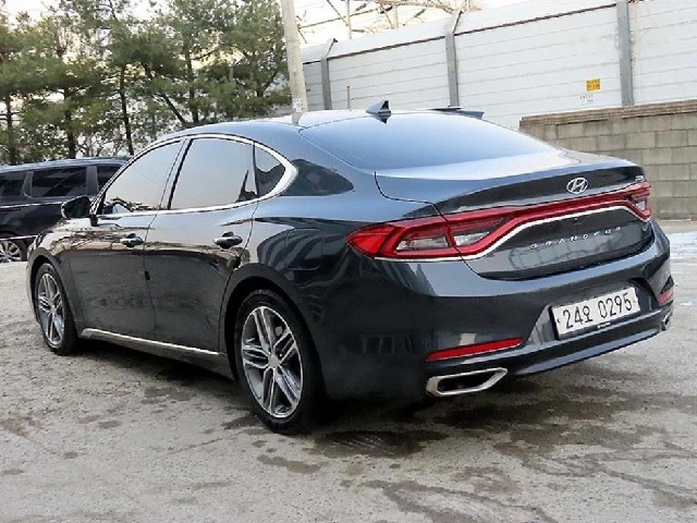 5aeb7d3b2053cf80c9d91c9b089584fa.jpeg