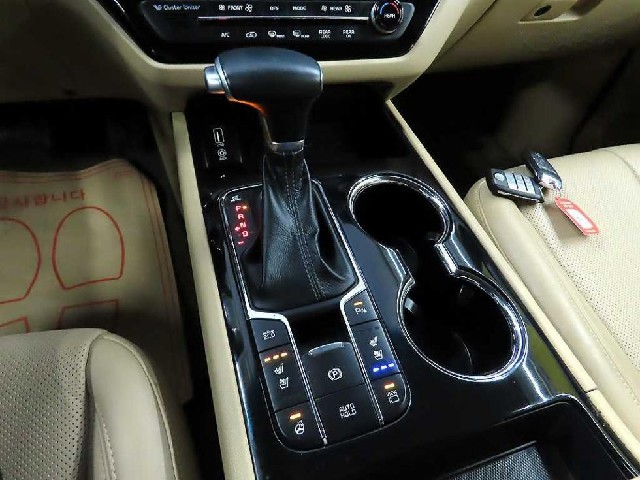 d1f4b3a8f52381e3e2d00c428fca116d.jpeg