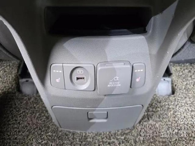 5ac554fba8d3116c80f18d083c45dba0.jpeg