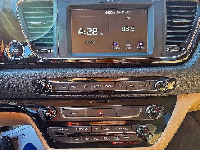 c6e45f592578720c57384f10457599f8.jpeg
