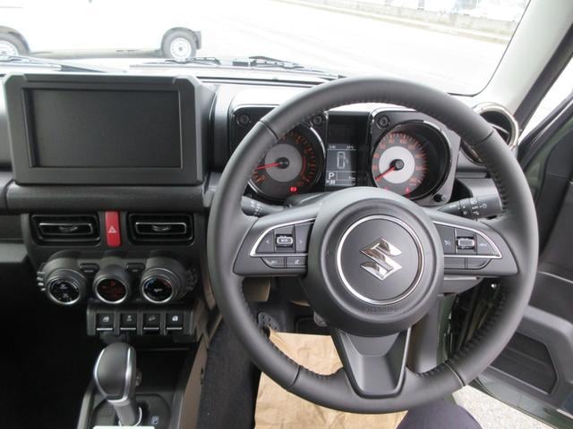 0560658A30250420W00108.jpg