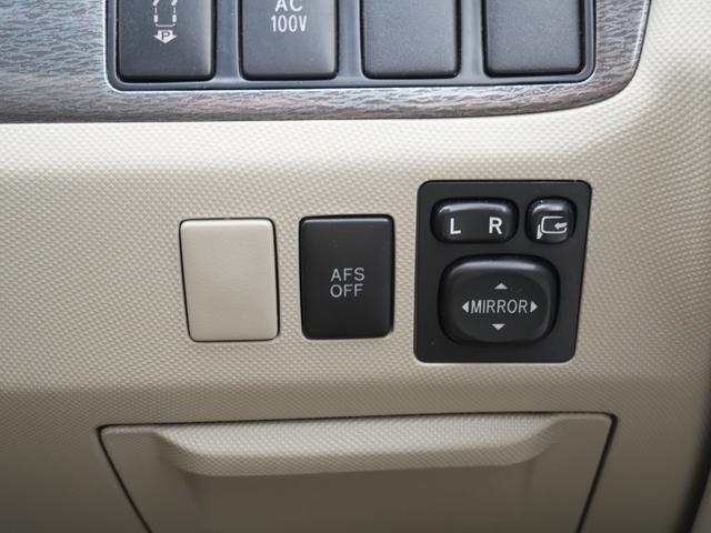 0303693A30260311W00115.jpg