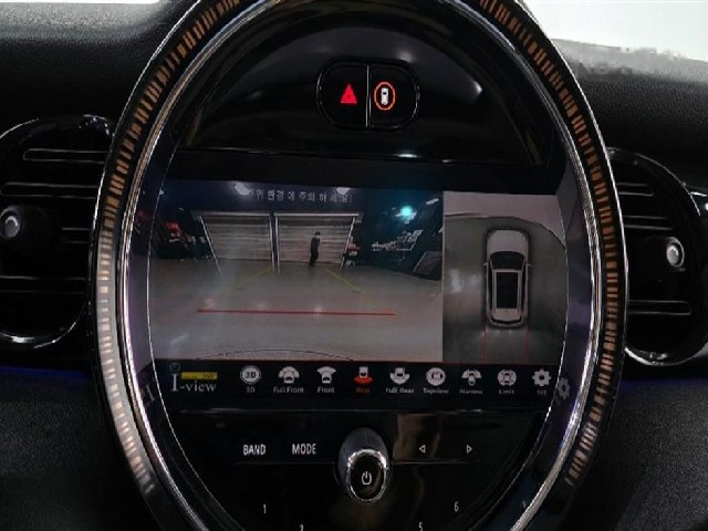 e9fef1f8cb52a208b4e470edfec18ccd.jpeg