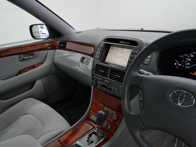 2505720A30260321W00317.jpg