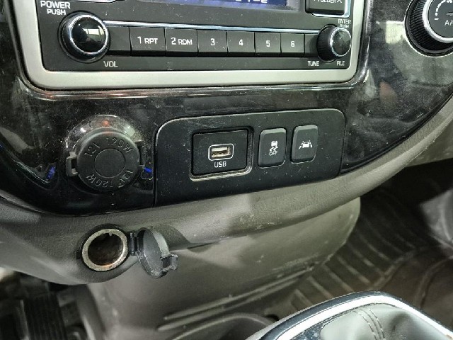 6101000674R14.jpg
