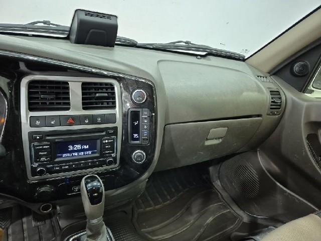 6101000674R9.jpg