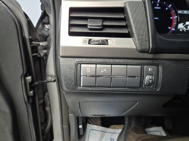6101500451R17.jpg