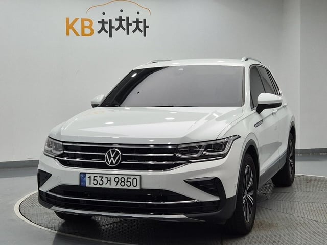 6101001025R1.jpg