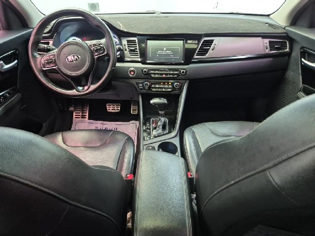 6101500556R7.jpg