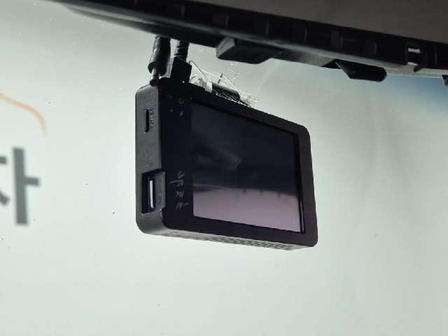 6101000014R13.jpg