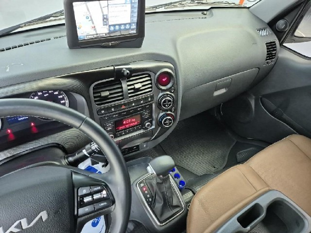 6101500734R10.jpg