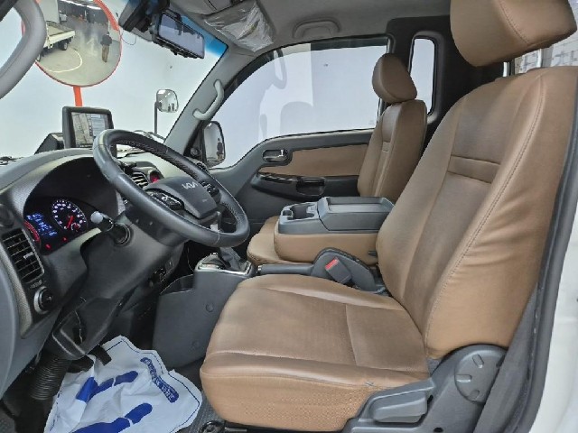 6101500734R11.jpg