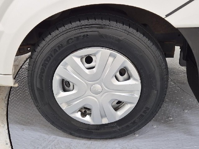 6101500734R19.jpg