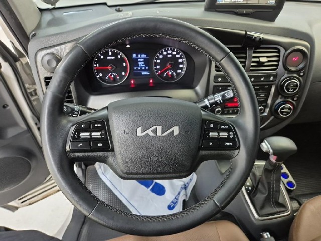 6101500734R9.jpg