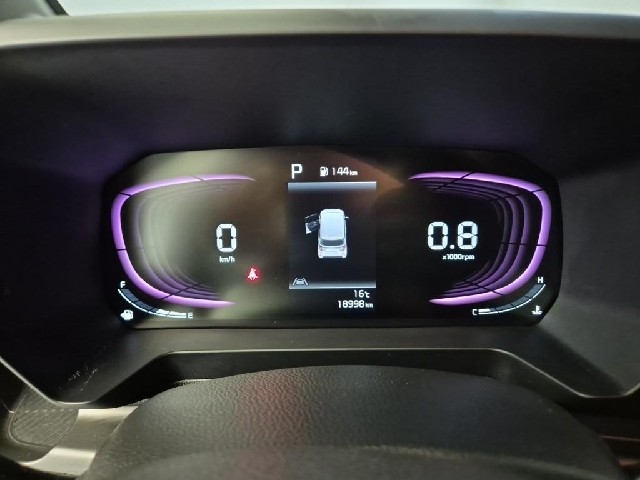 6101500834R6.jpg