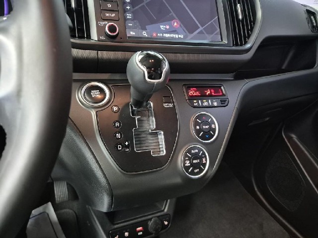 6101500834R8.jpg