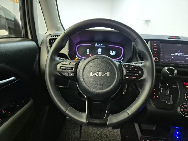 6101500558R9.jpg