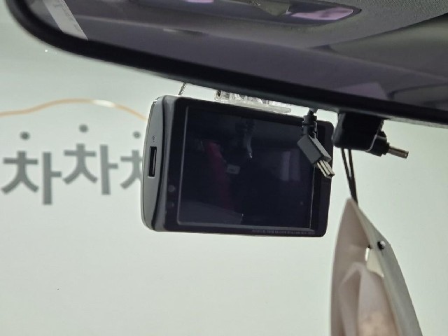 6101000200R16.jpg