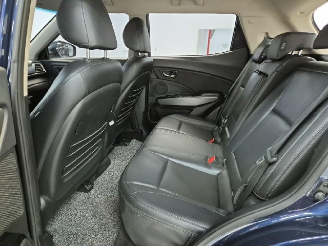 6101001046R12.jpg