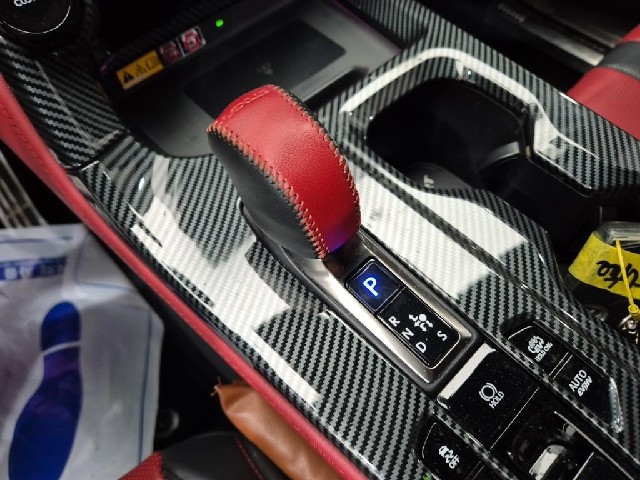 6101001367R8.jpg