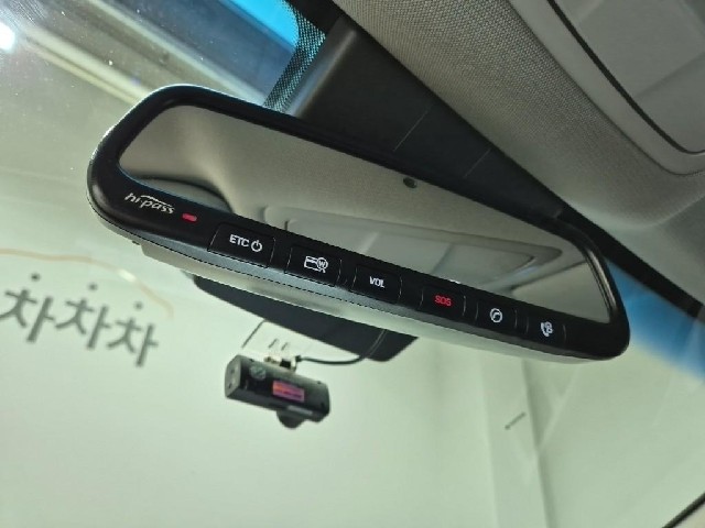6101000476R17.jpg
