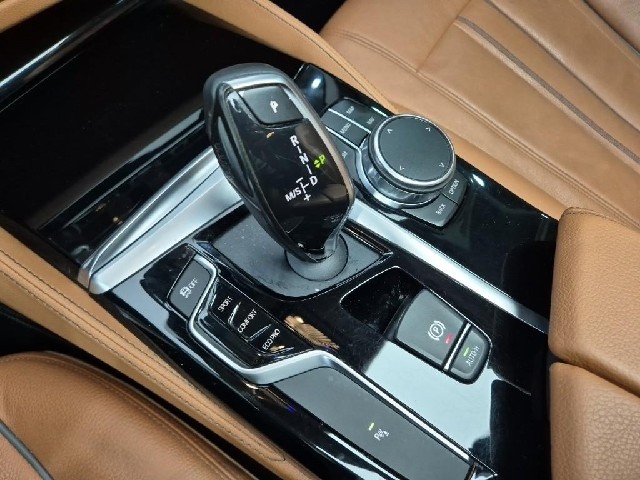 6101001298R8.jpg