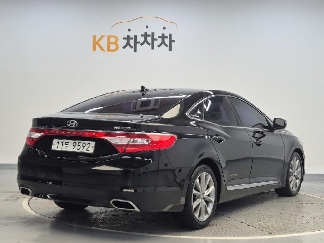6101500652R3.jpg
