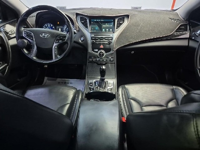 6101500652R7.jpg