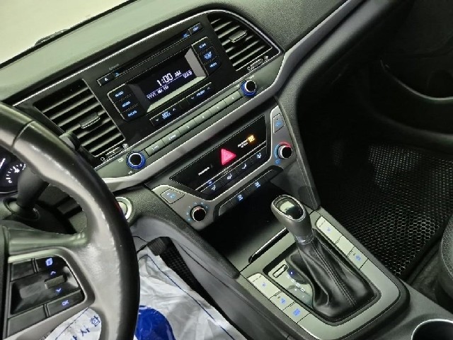 6101000525R10.jpg