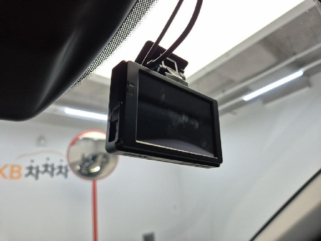 6101500385R16.jpg