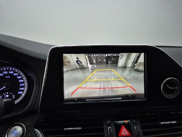 6101000947R14.jpg