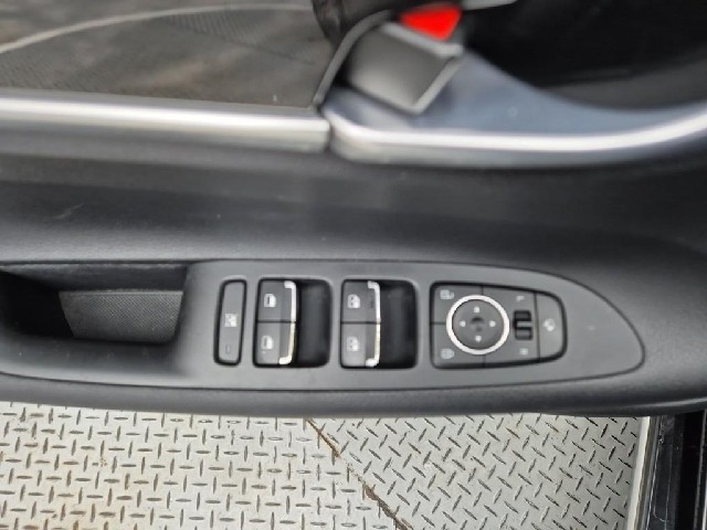 6101000947R18.jpg