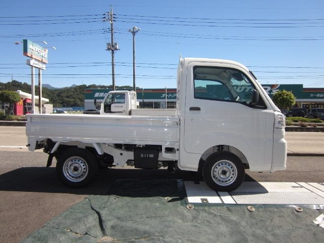 bdada546e65ec199ac1a049531e8a70e.jpg