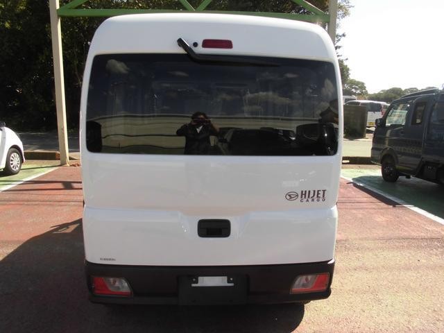 379785505e9320d6494a25adce2b859b.jpg
