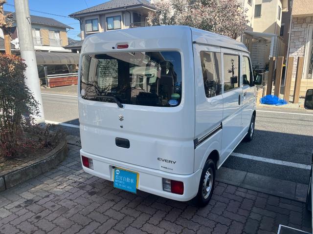 0502945A30260202W00207.jpg