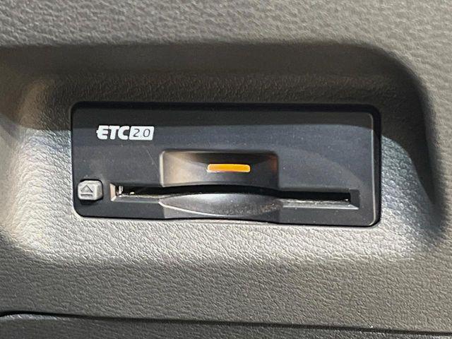 a523c7eaf2cc1973e94f5d25e0ad9400.jpg