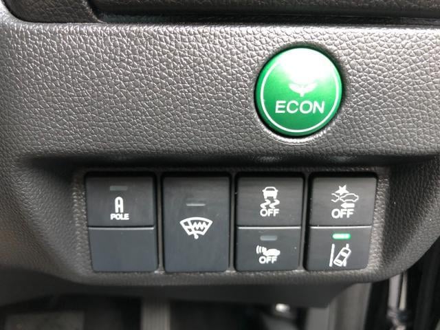 0208289A30250630W00108.jpg