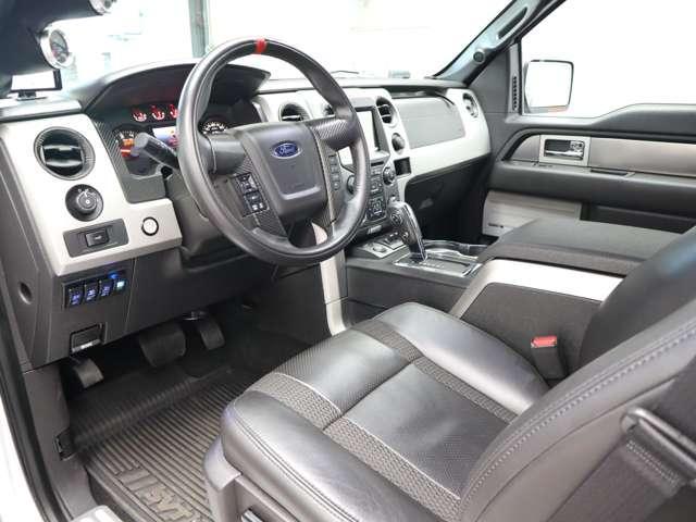 0570800A30251203W00208.jpg